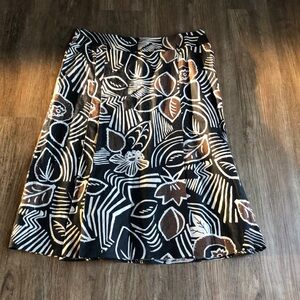 Bianca flax linen skirt with pleats.